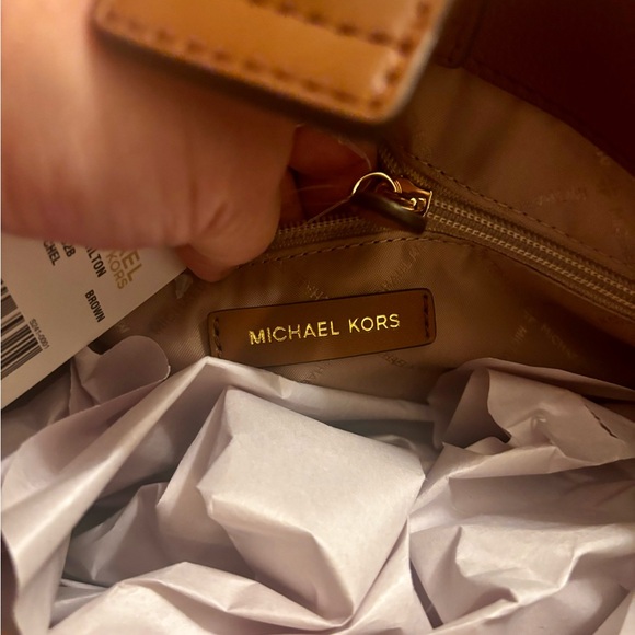 Michael Kors Hamilton Satchel - Picture 5 of 9